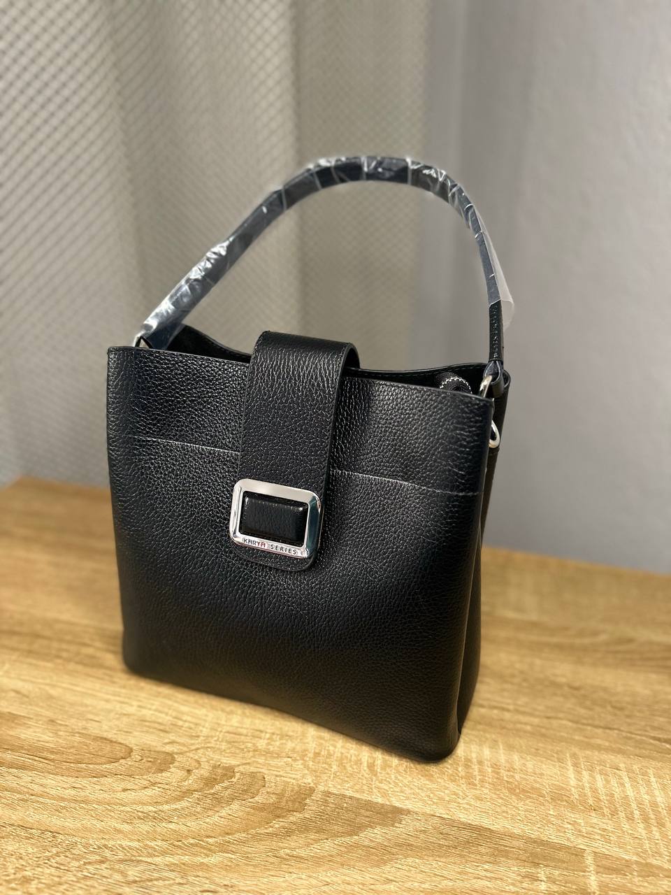 Leather bag KARYA black