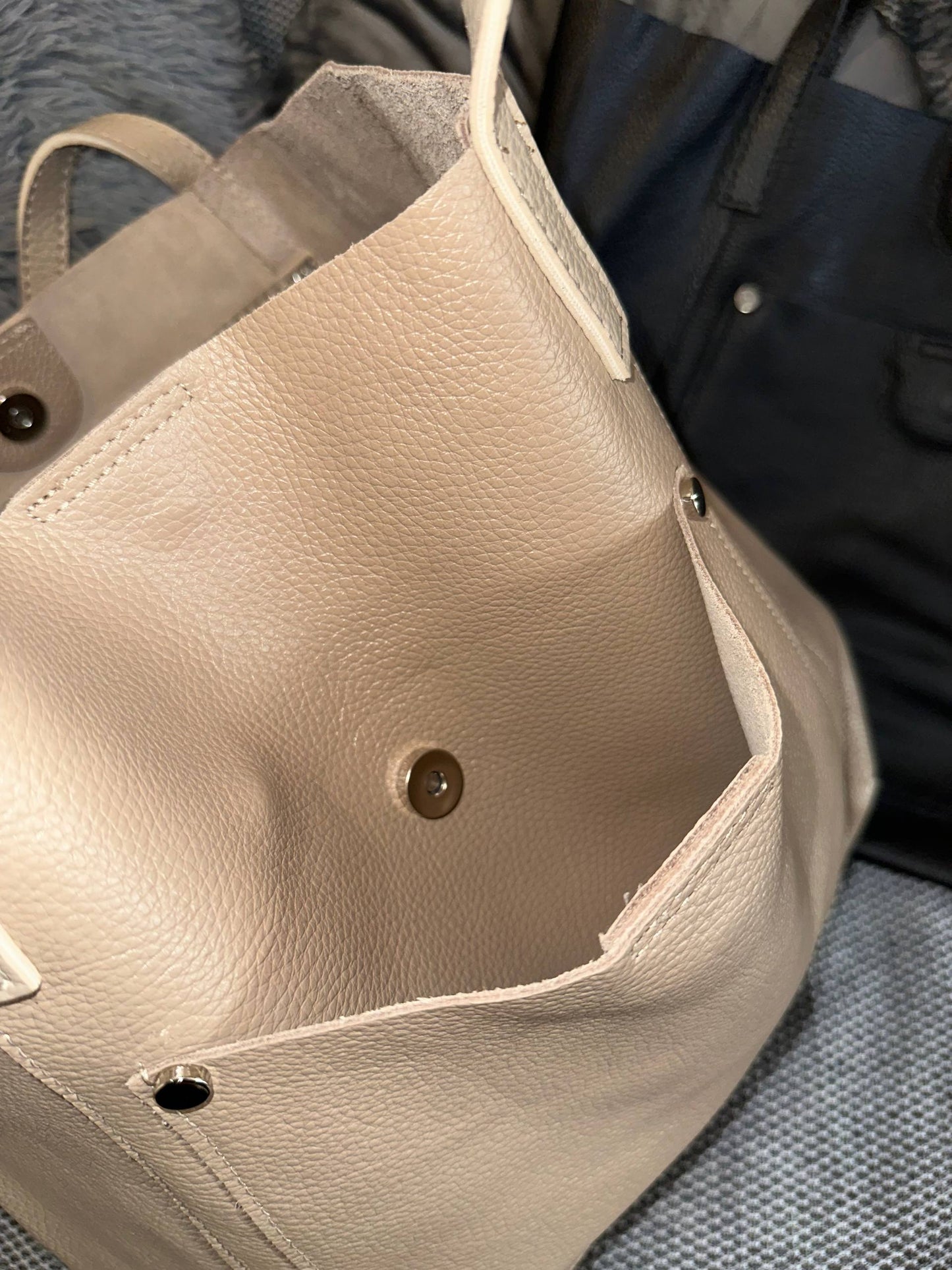 Minimalist Leather Tote Bag | Everyday Shoulder Bag | Black and Beige Handbag