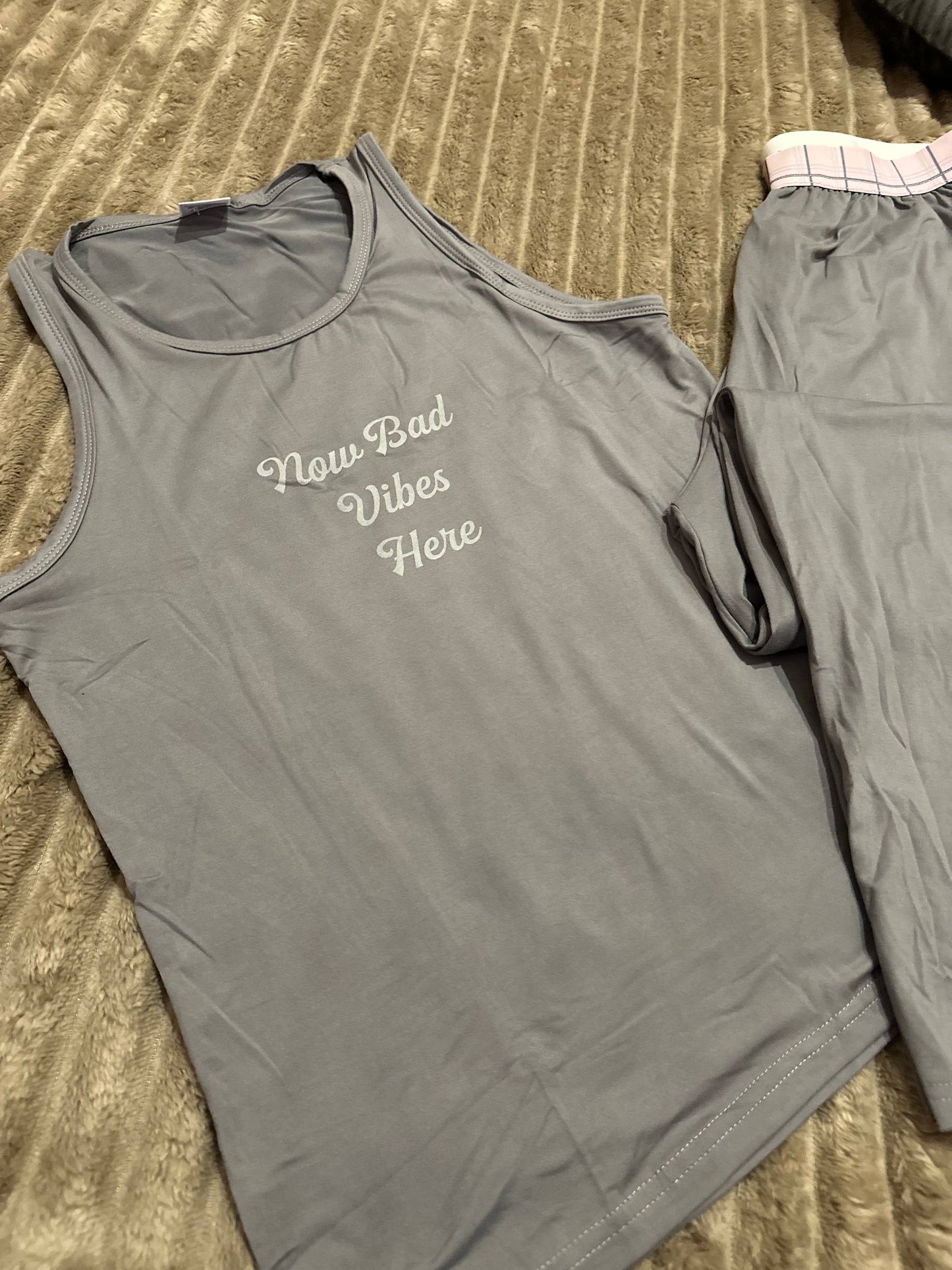Women’s grey viscose pajama set – tank top & pants "No Bad Vibes Here"